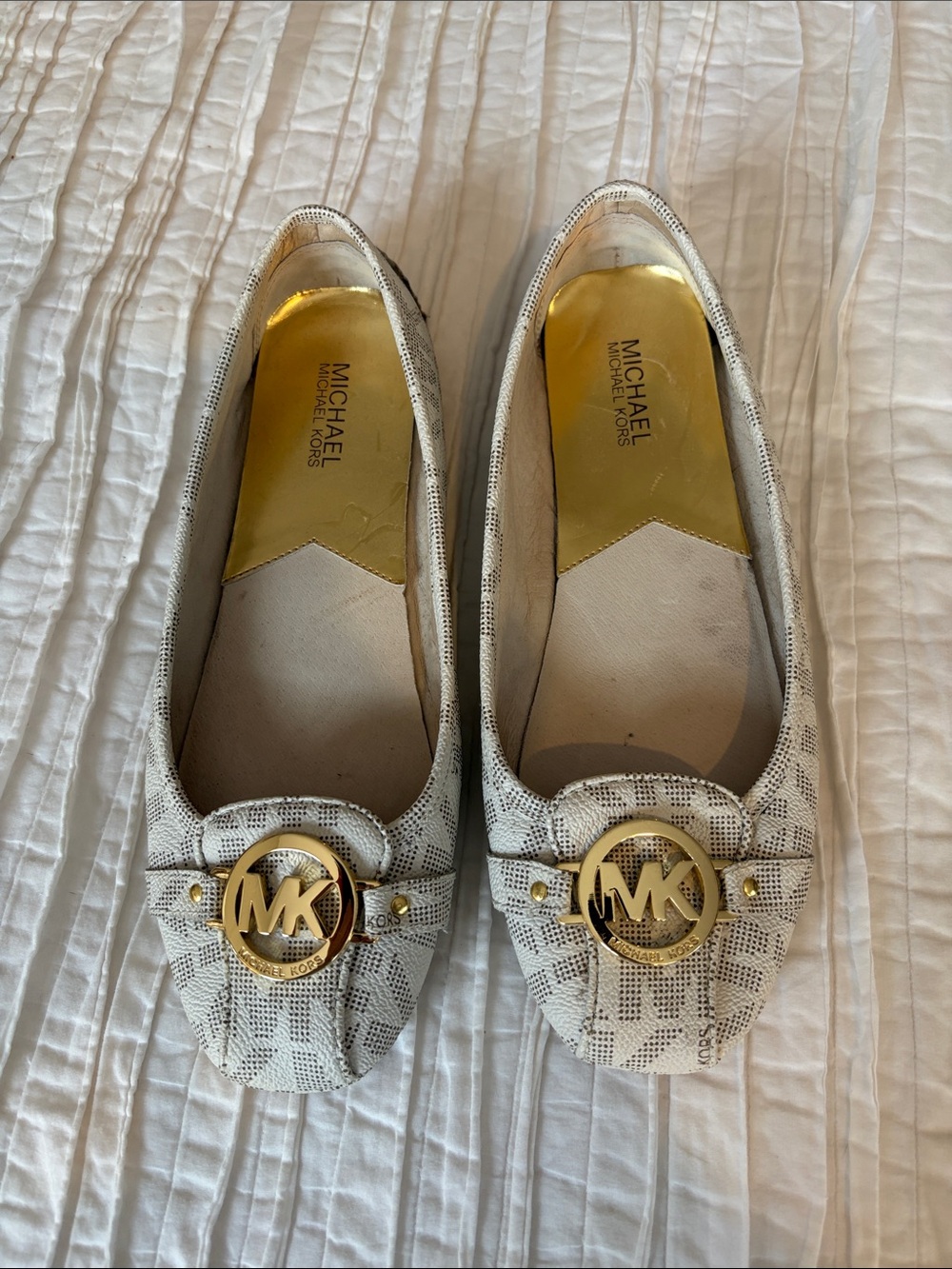 Michael Kors Fulton Ivory & Gold MK Logo Ballet Flats